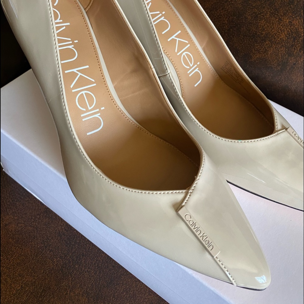 Calvin Klein BRAND NEW patent pumps